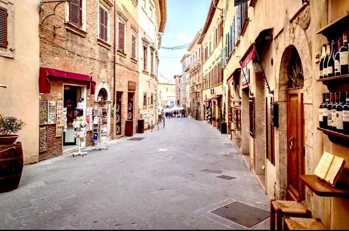 Guesthouse Via Di Gracciano - Adults Only Montepulciano 0*,  Italy